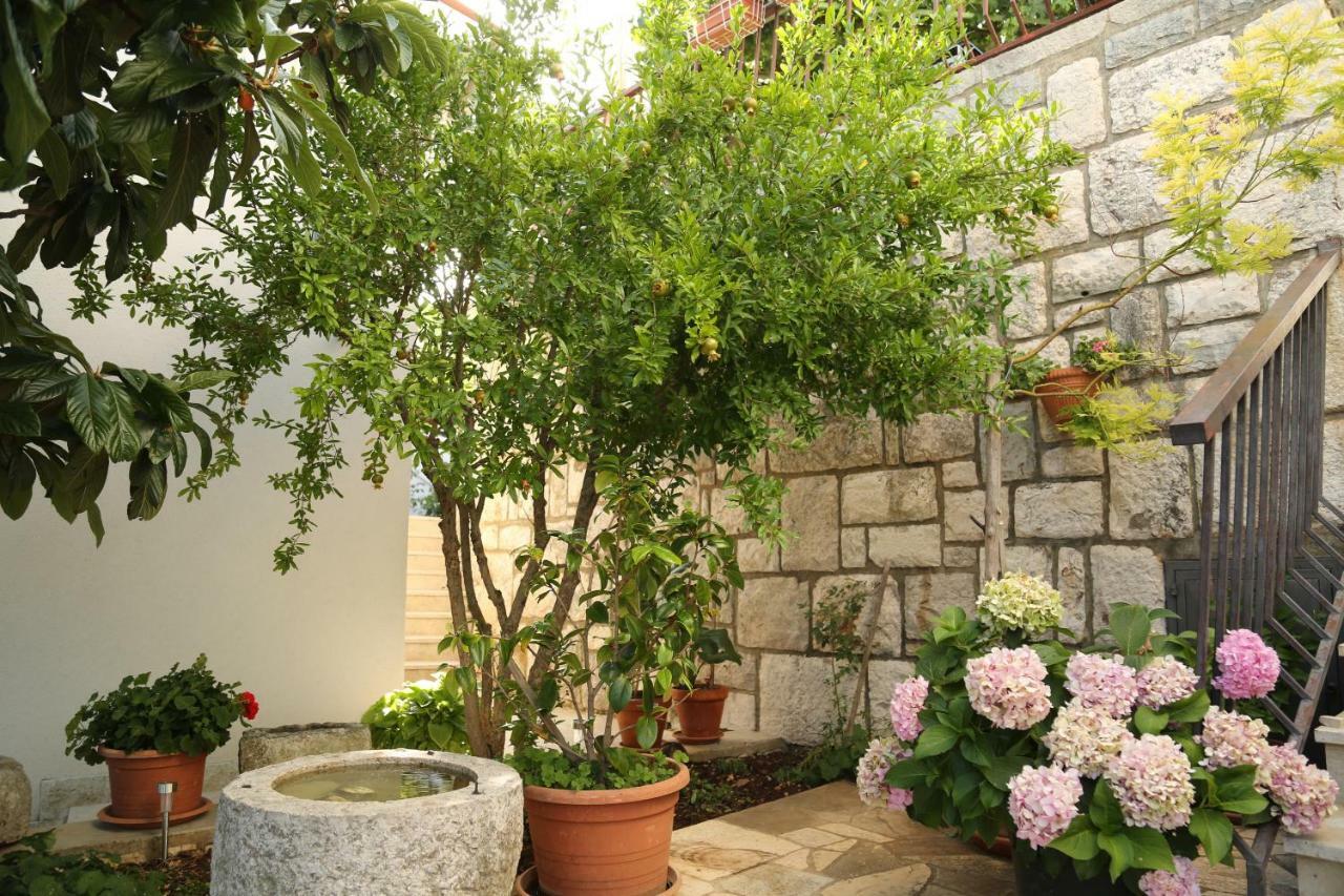 Apartments Tinka Brseč 외부 사진